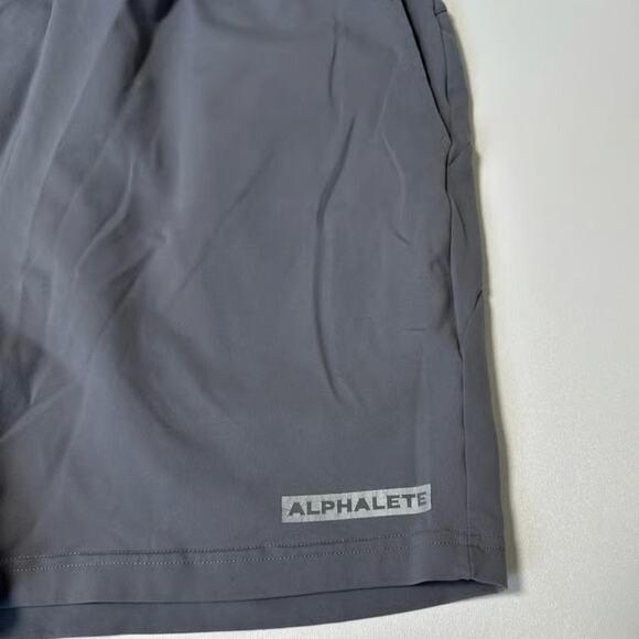 Alphalete Mens Shorts 6" - Picture 3 of 5